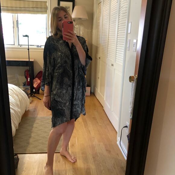 Anthropologie Corey Lynn Calter Black and Grey Caftan - Picture 4 of 9